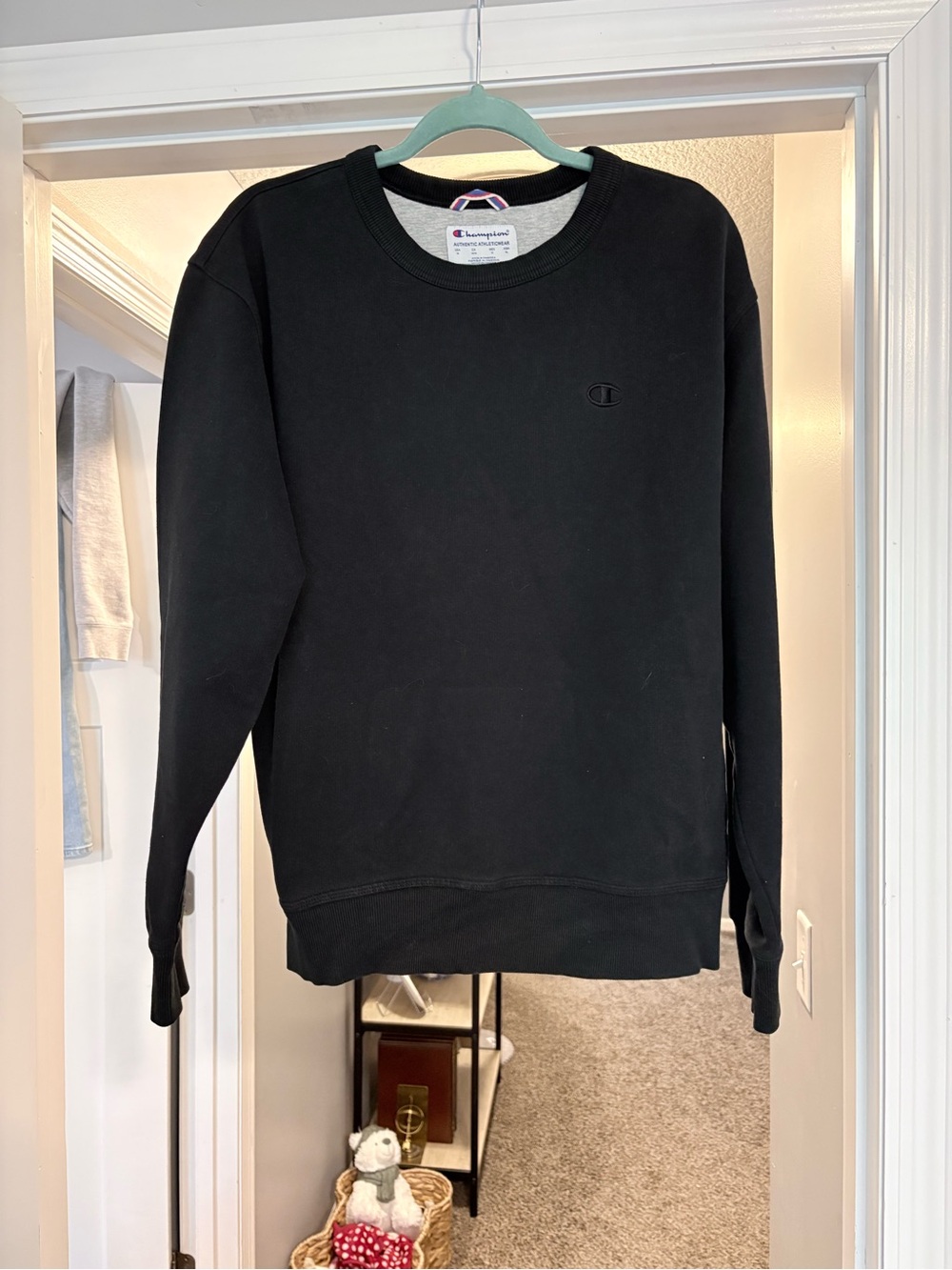 Champion Black Crewneck Sweatshirt